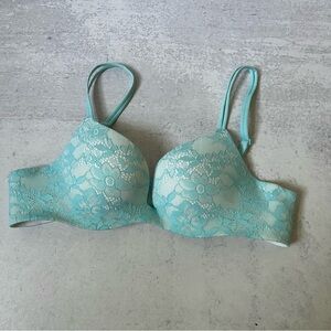 Victoria's Secret Angels Secret Embrace Padded Bra 34A
